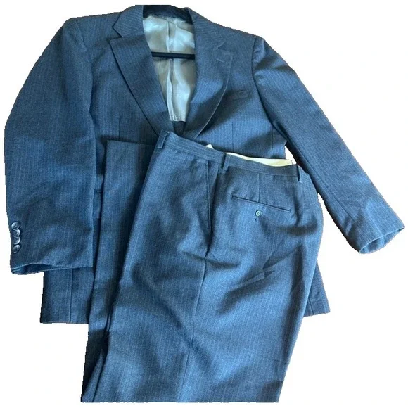 CRICKETEER 2 Piece Suit Mens 44R 32X30 Charcoal Single Vented Half Lined USA